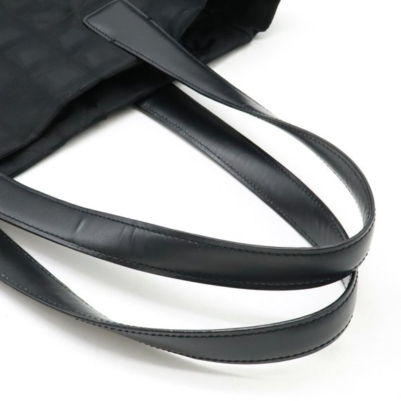 CHANEL New Travel Line Tote MM Bag Shoulder Nylon Black A15991 - Picture 5 of 7